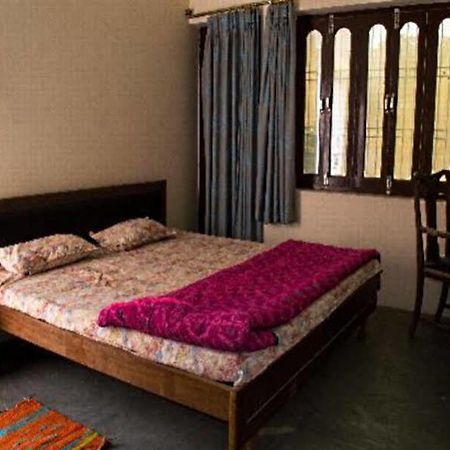 Ishan Paying Guest House Varanasi Exterior foto